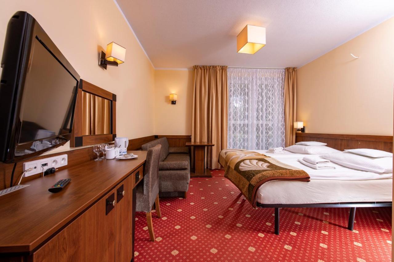 Osrodek Rekreacyjny Aga Hotel Gąski Buitenkant foto