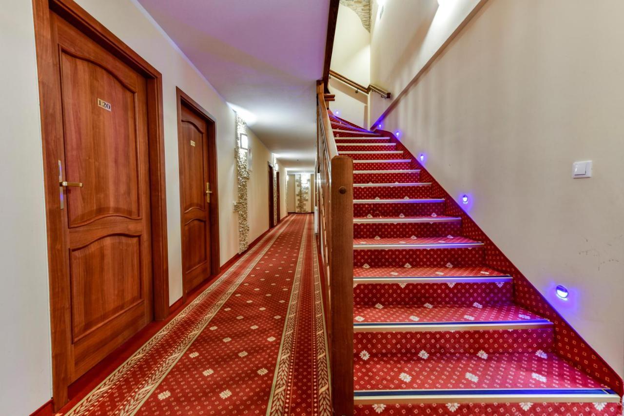 Osrodek Rekreacyjny Aga Hotel Gąski Buitenkant foto